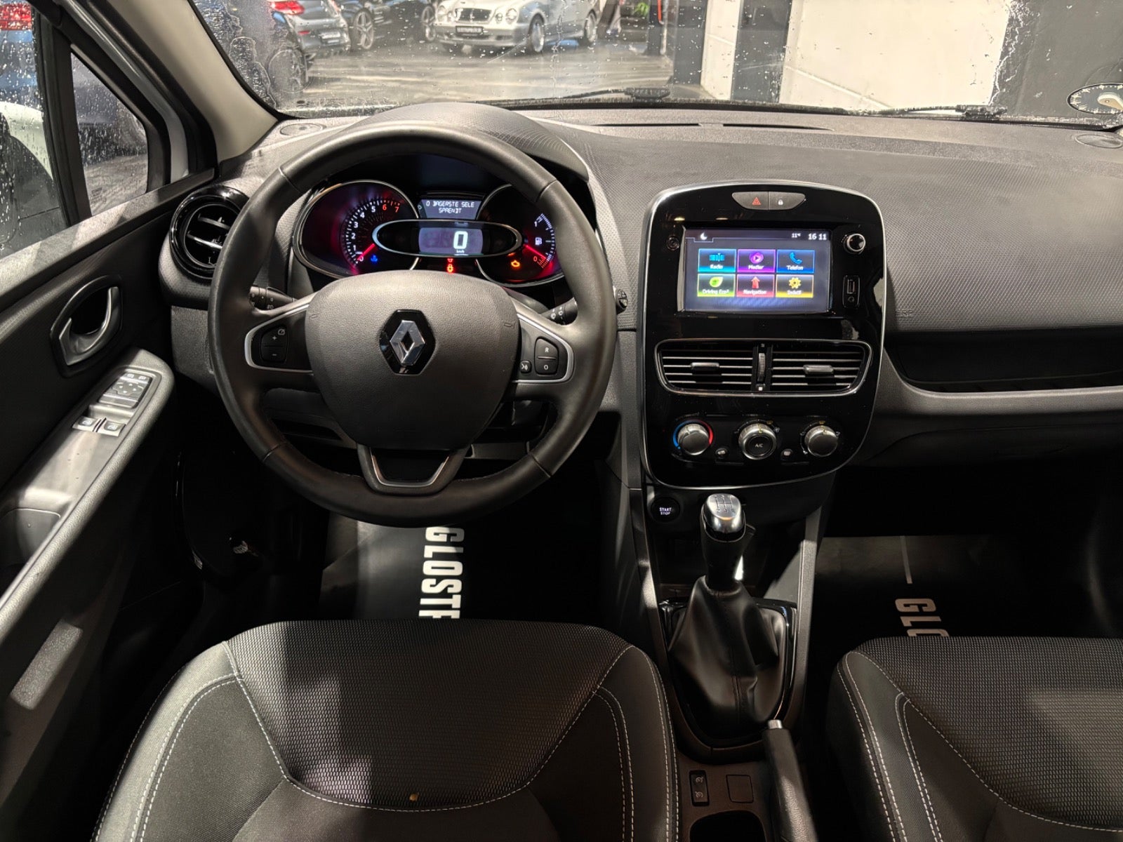 Renault Clio IV 16V Zen Sport Tourer