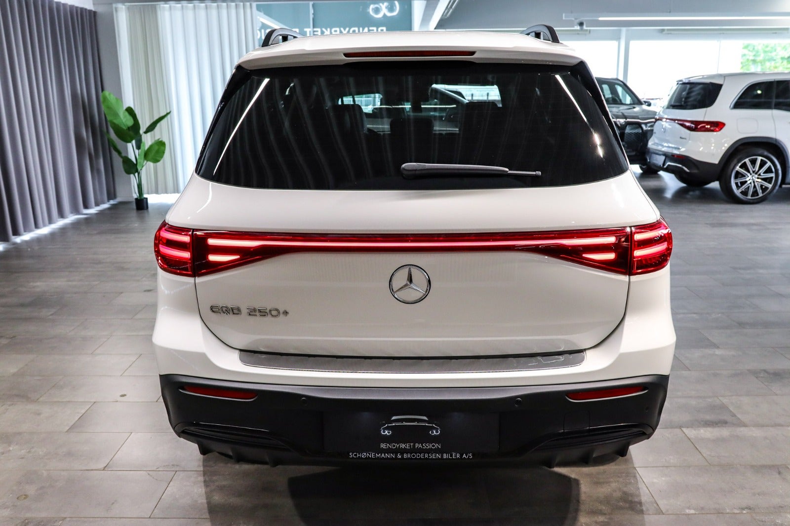 Billede af Mercedes EQB250+  AMG Line Advance Plus 7prs