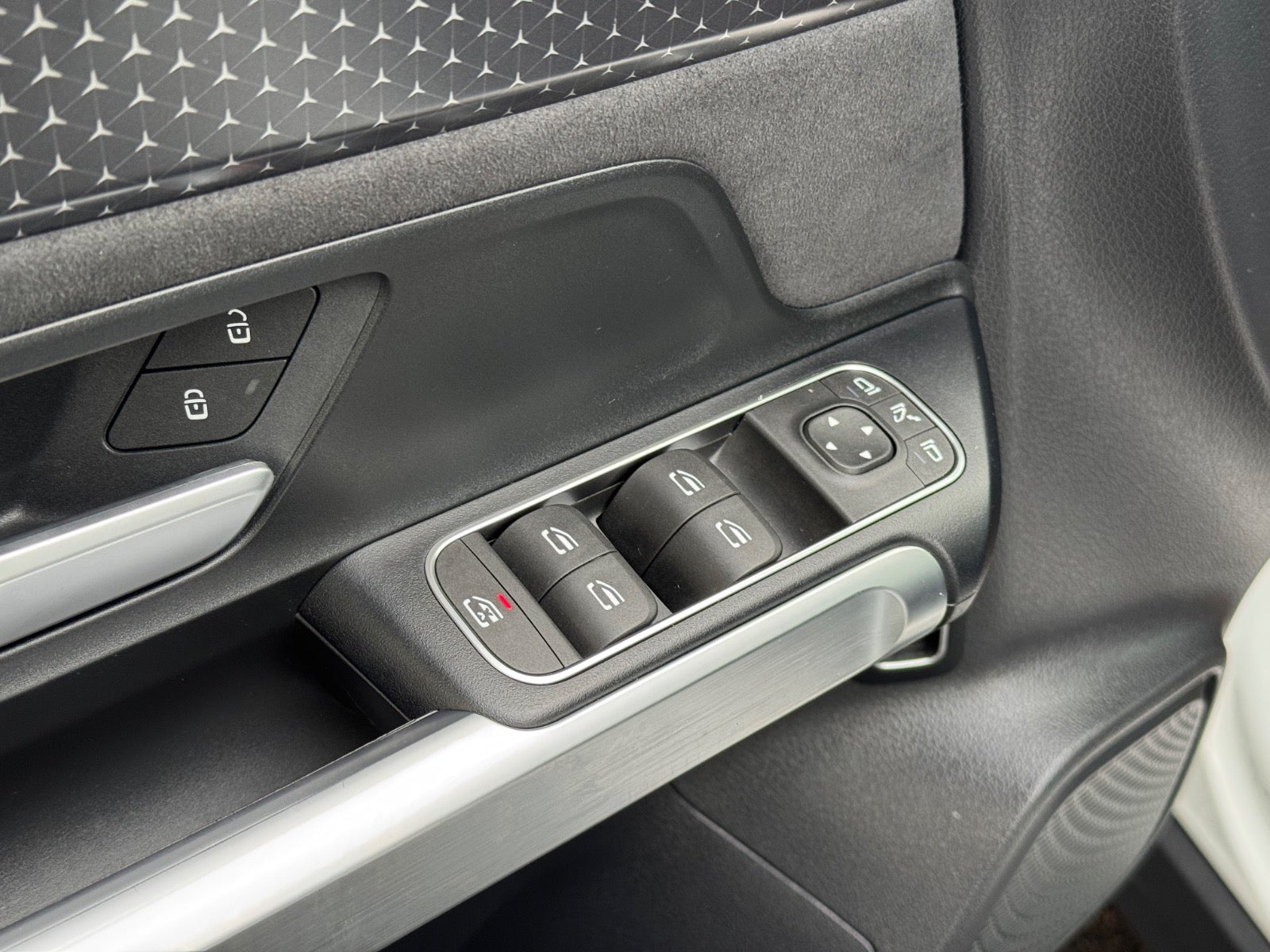 Billede af Mercedes EQB250+  AMG Line