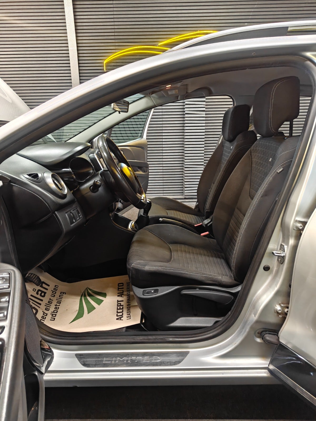 Billede af Renault Clio IV 0,9 TCe 90 Limited Sport Tourer