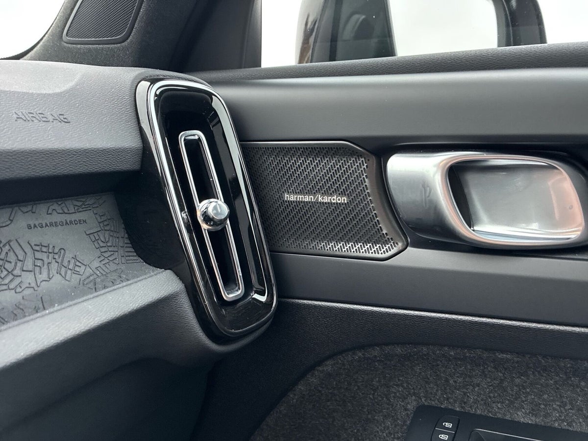 Volvo EX40 Extended Range Black Edition billede 17