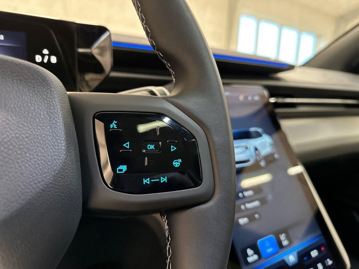 Ford Explorer Premium Extended Range billede 18