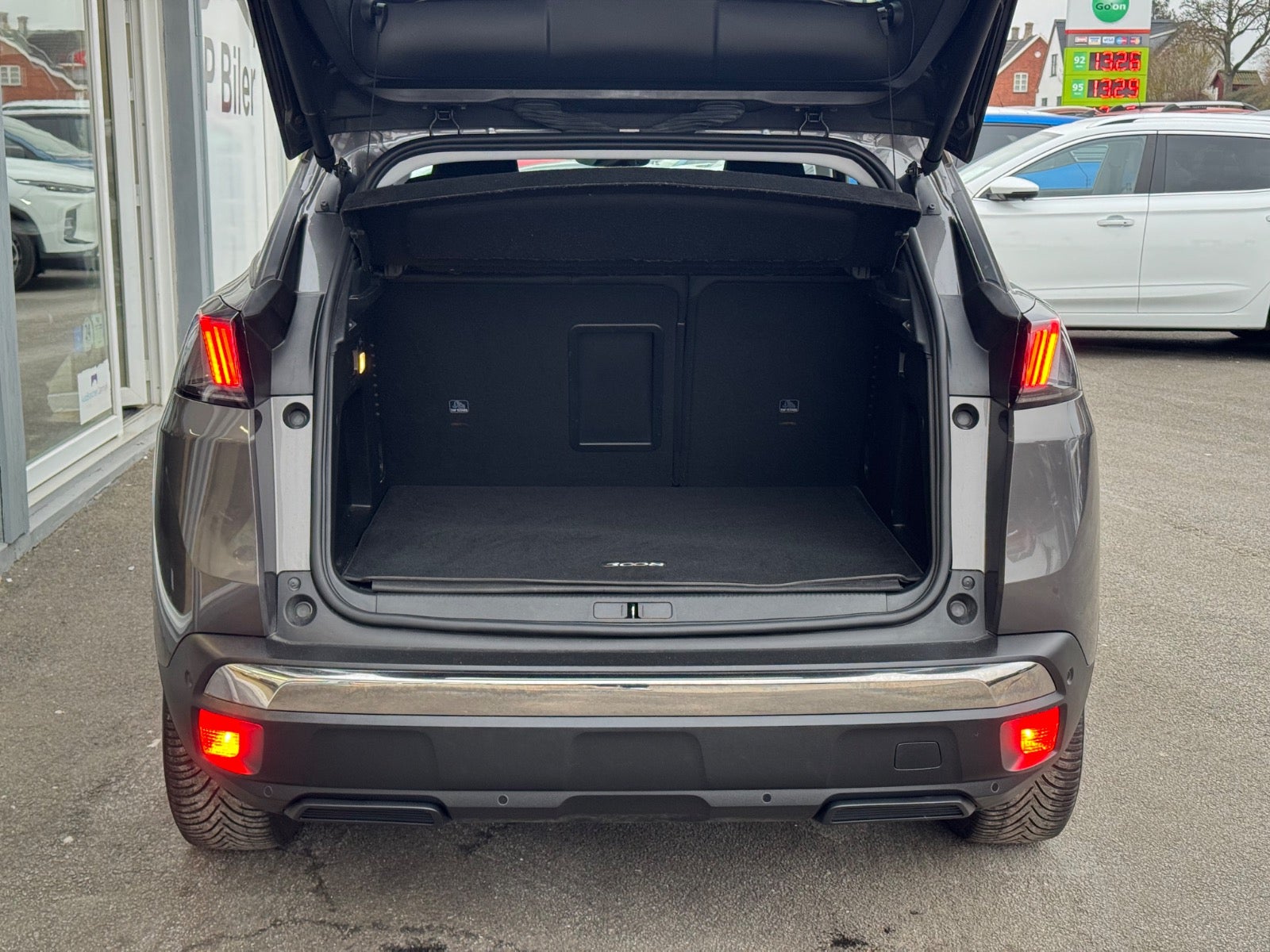 Billede af Peugeot 3008 1,6 Hybrid Allure EAT8