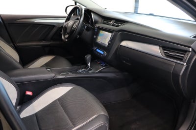 Toyota Avensis VVT-i T2 Selected Touring Sports MDS