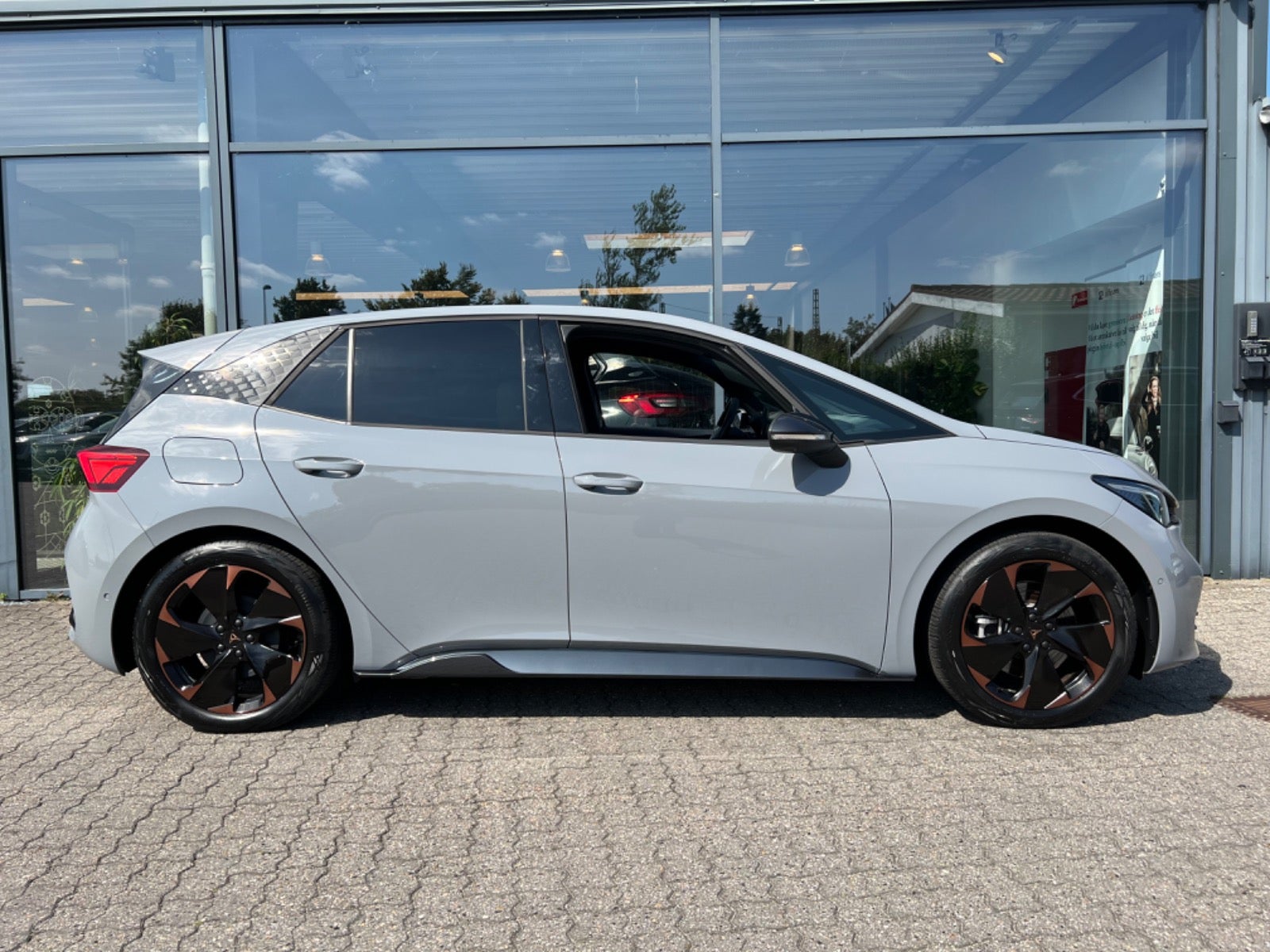 Cupra Born 2023