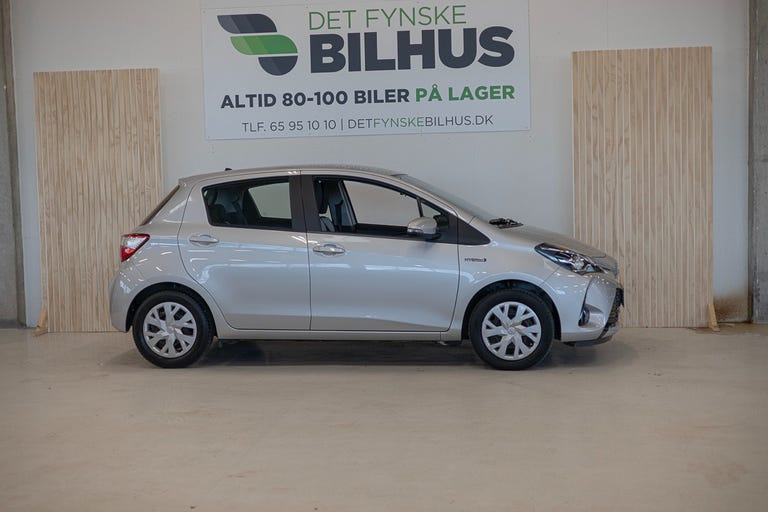 Toyota Yaris Hybrid H2 e-CVT