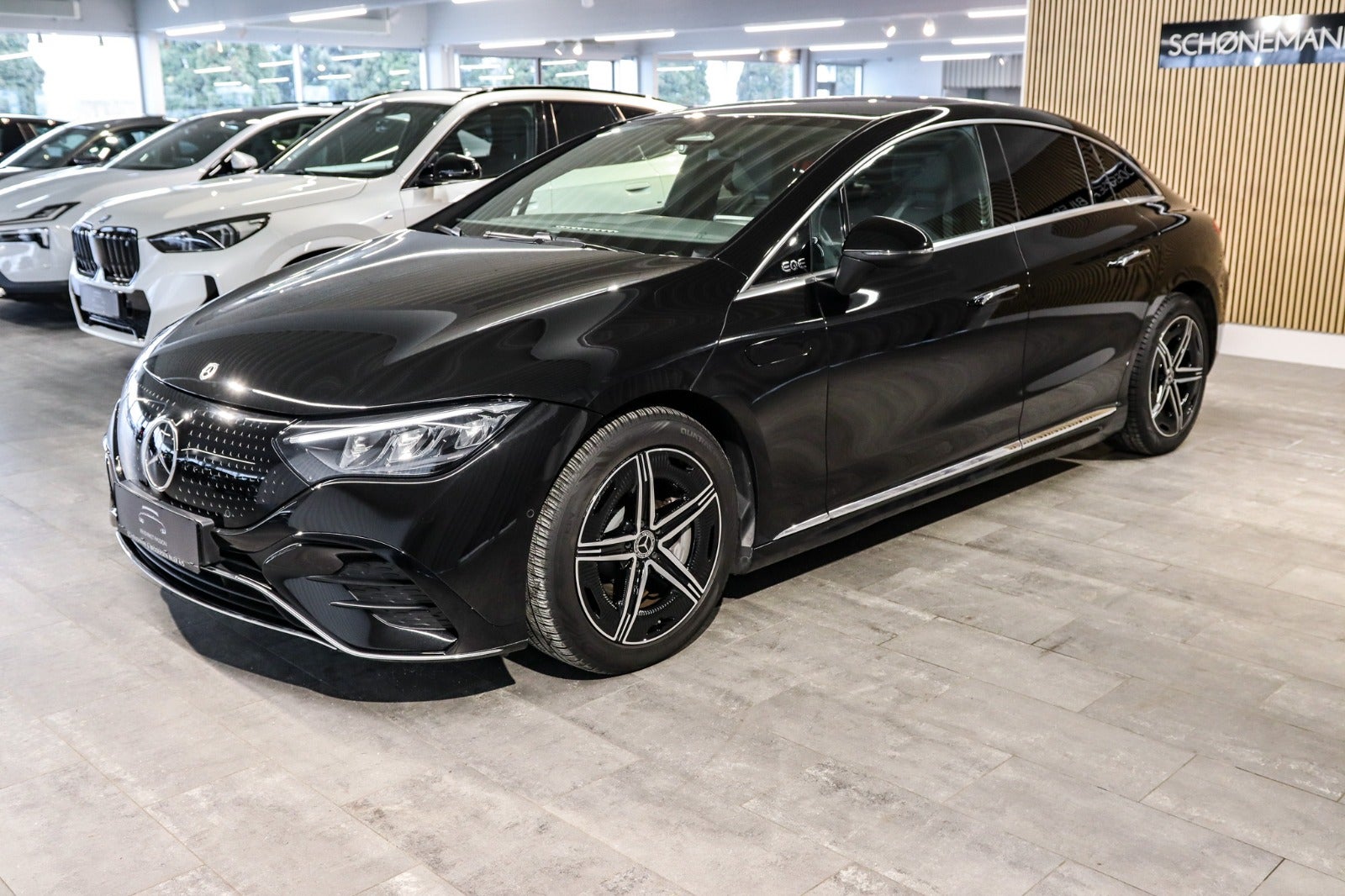 Billede af Mercedes EQE350 AMG Line
