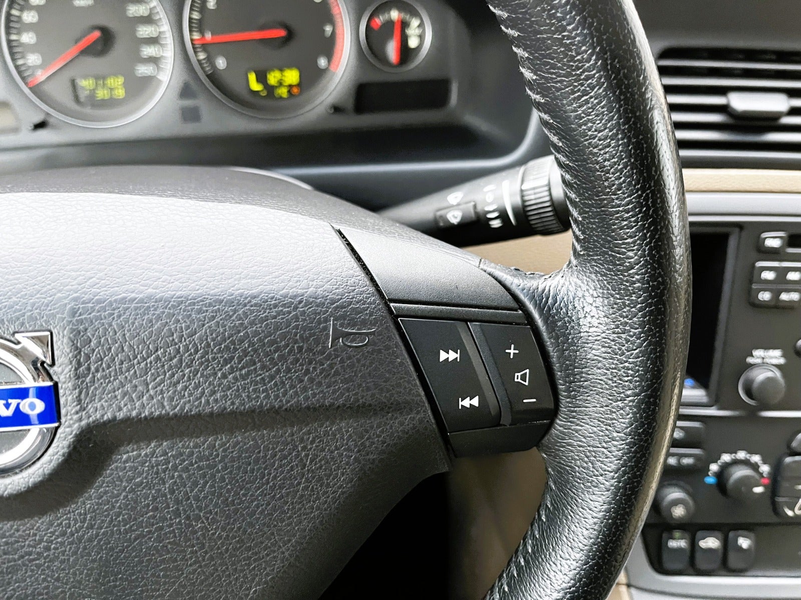 Billede af Volvo S60 2,4 140 Momentum aut.