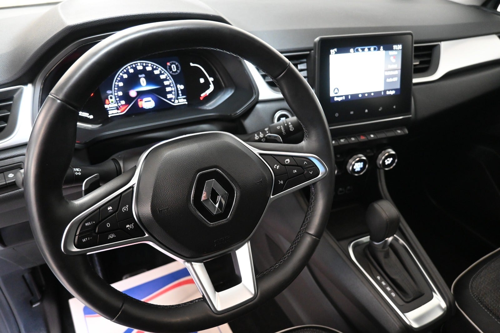 Renault Captur TCe 140 Techno EDC Van