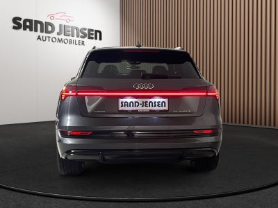 Audi e-tron S-line quattro Van