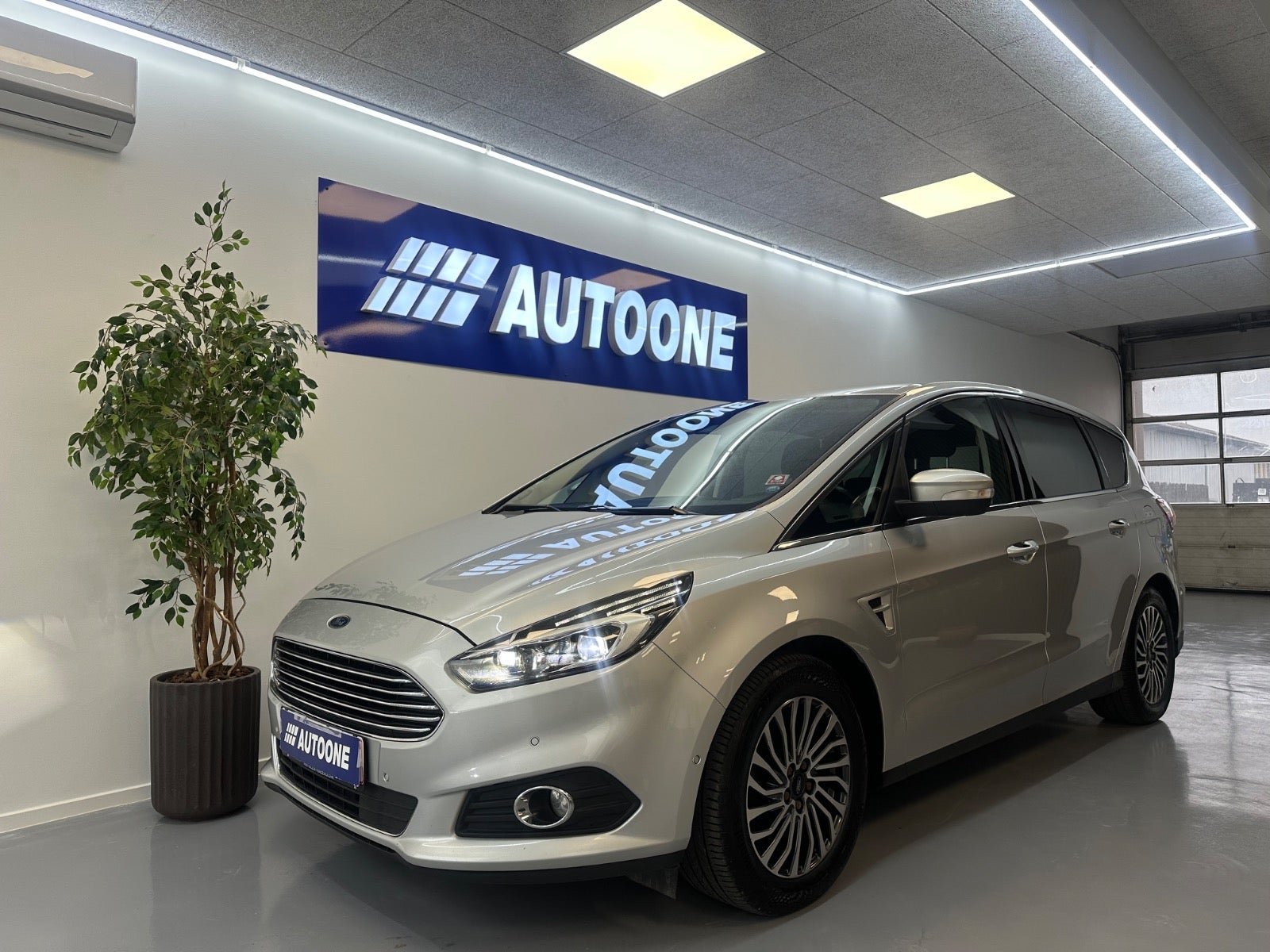 Ford S-MAX 2015