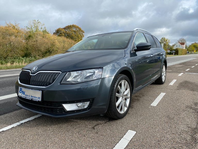 Skoda Octavia TSi 140 Elegance Combi