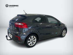 Kia Rio CVVT Attraction
