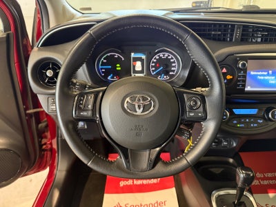 Toyota Yaris Hybrid H2 Exclusive e-CVT Van