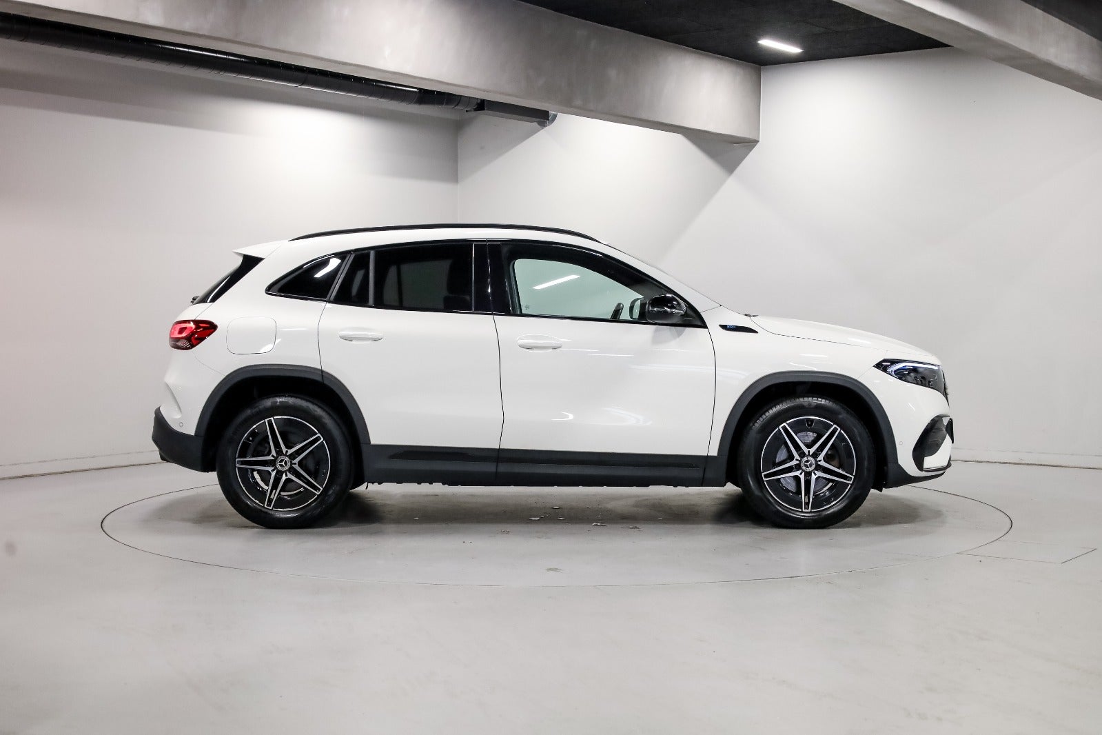 Mercedes-Benz EQA250 AMG Line