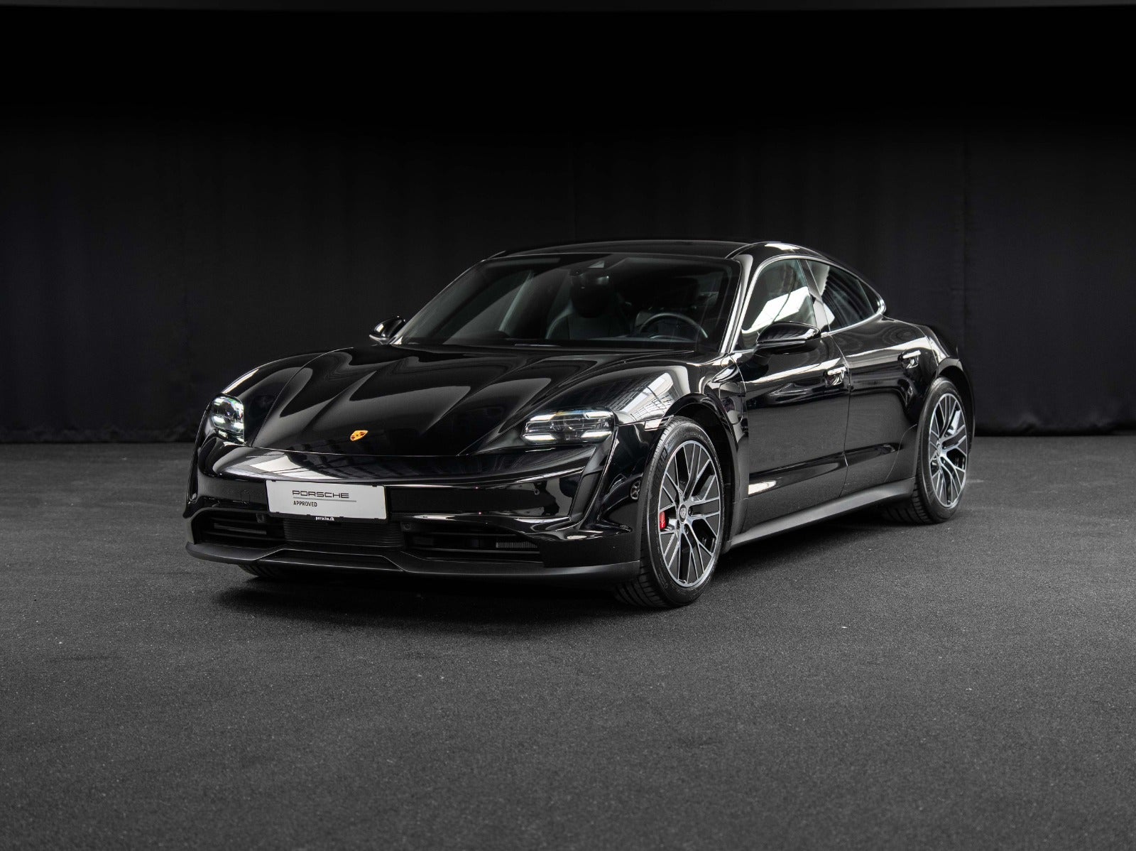 Gallery image 1 of 23