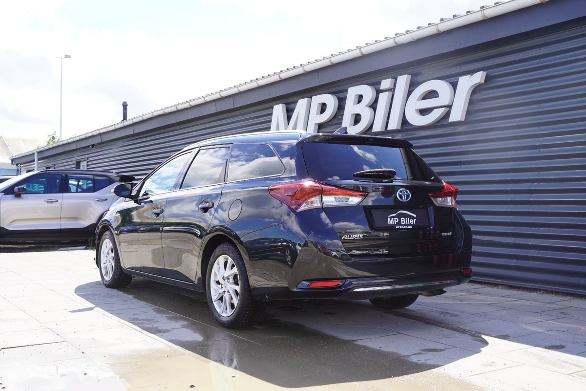 Billede af Toyota Auris 1,8 Hybrid H2 Style Touring Sports CVT