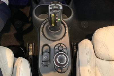 MINI Cooper SE Camden Edition