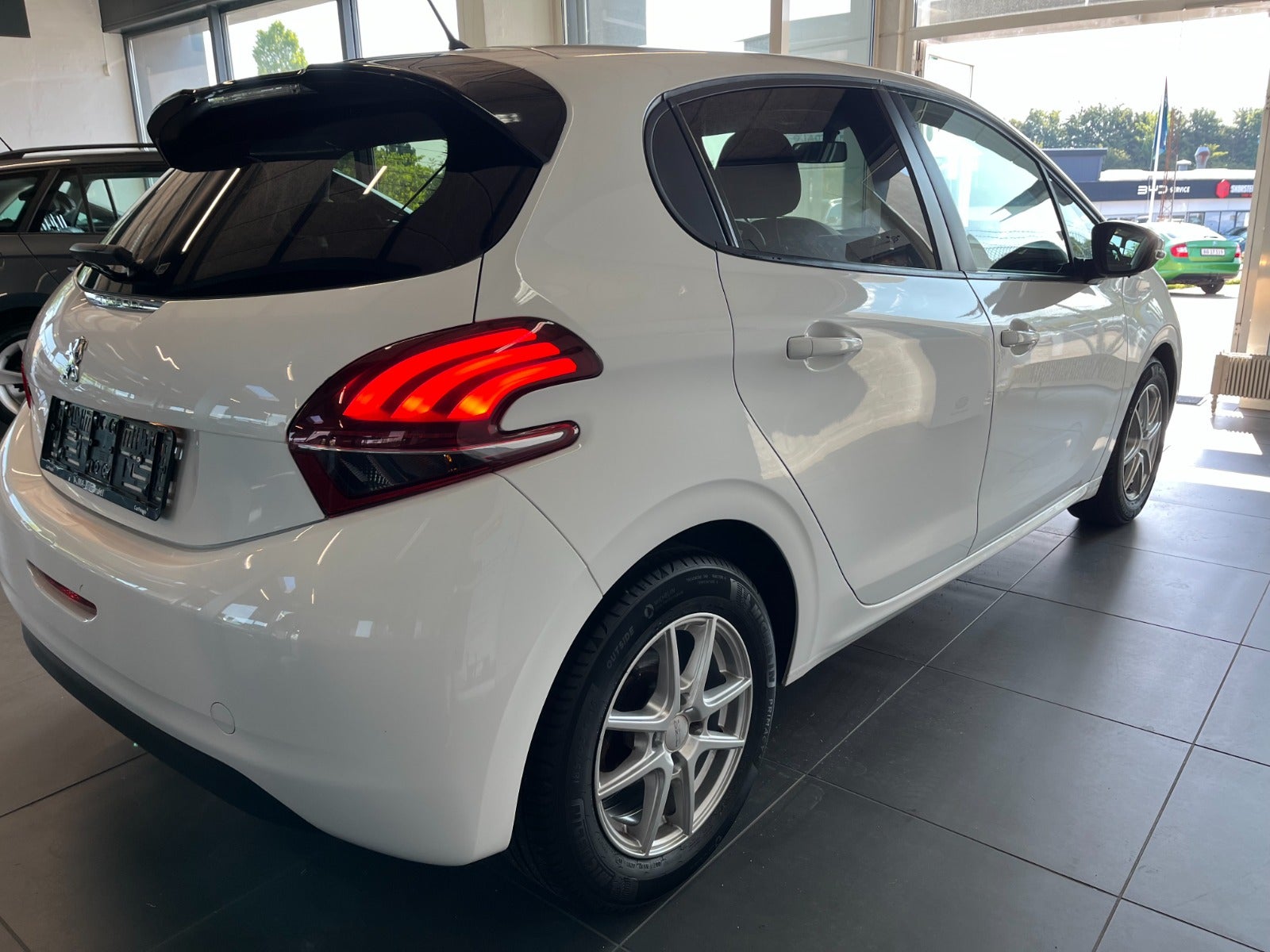 Billede af Peugeot 208 1,5 BlueHDi 100 Envy