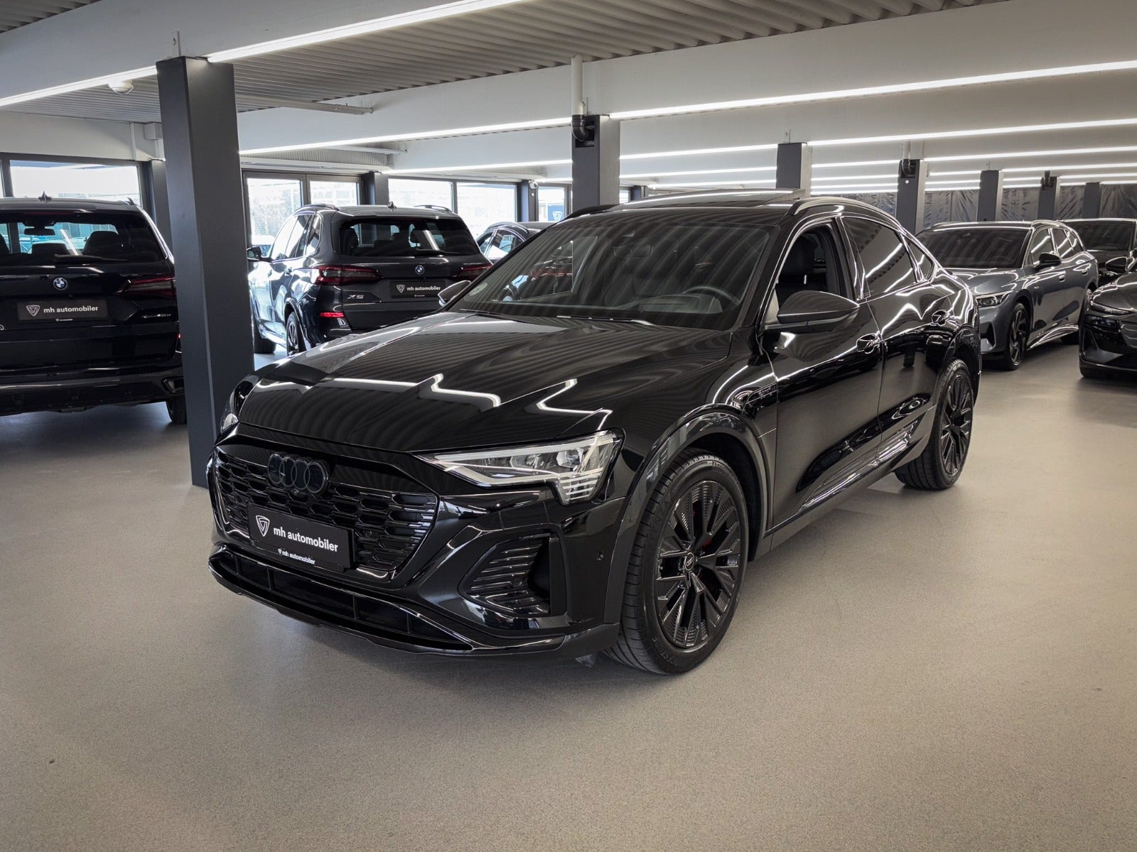 Billede af Audi Q8 e-tron 55 S-line Sportback quattro