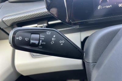 Ford Explorer Premium Extended Range