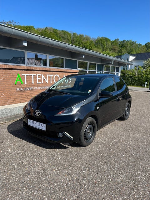 Toyota Aygo 1,0 VVT-i x-black
