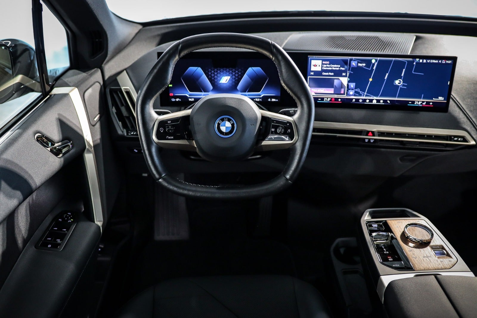Billede af BMW iX  xDrive50 Fully Charged