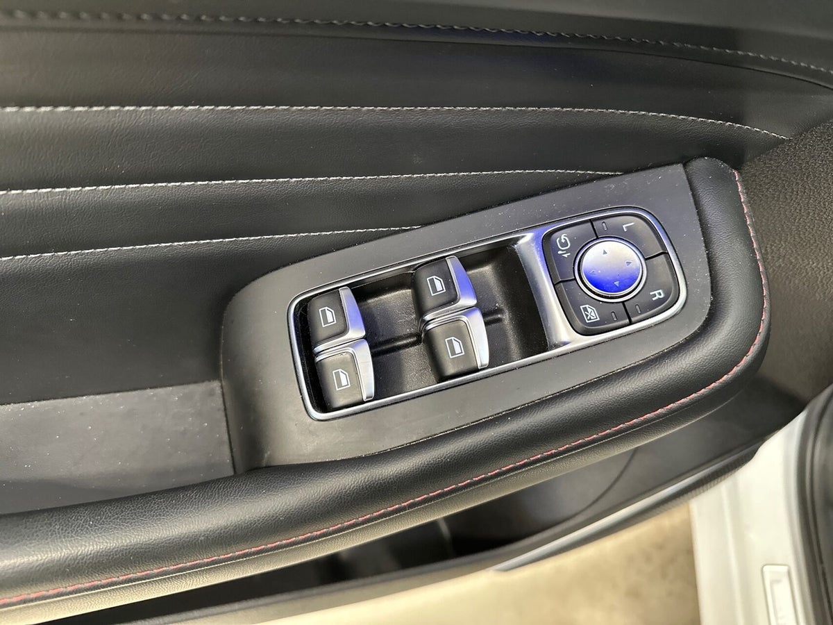 MG EHS PHEV Luxury billede 16