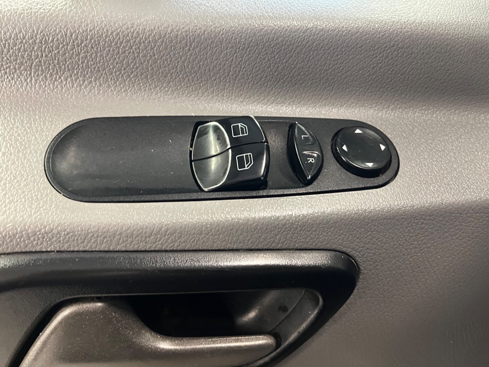 Billede af Mercedes Sprinter 319 3,0 CDi R3 Kassevogn aut.