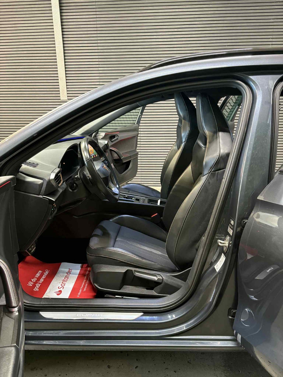 Billede af Seat Leon 1,4 eHybrid Cupra Sportstourer DSG