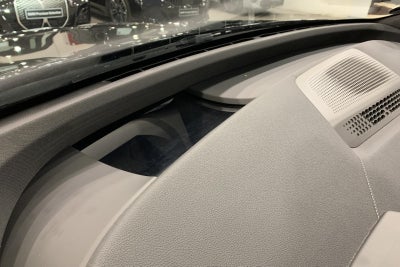 BMW iX xDrive40 Fully Charged