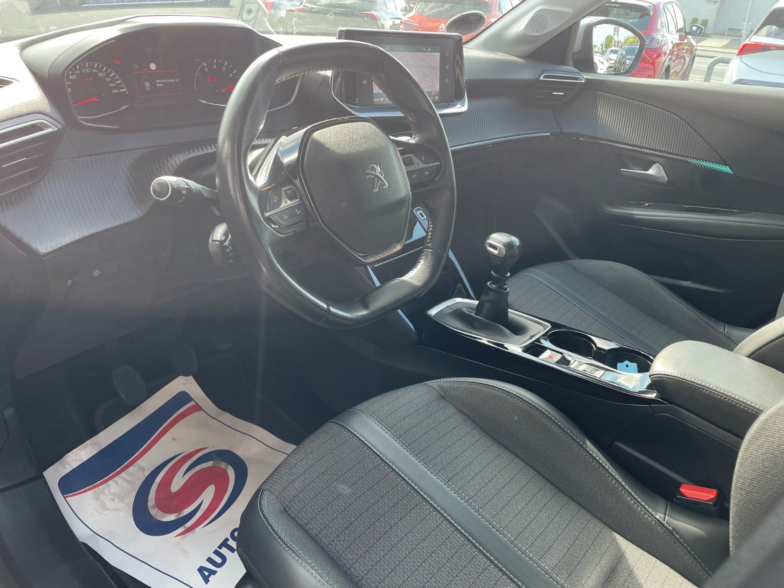 Billede af Peugeot 208 1,2 PureTech 100 Allure