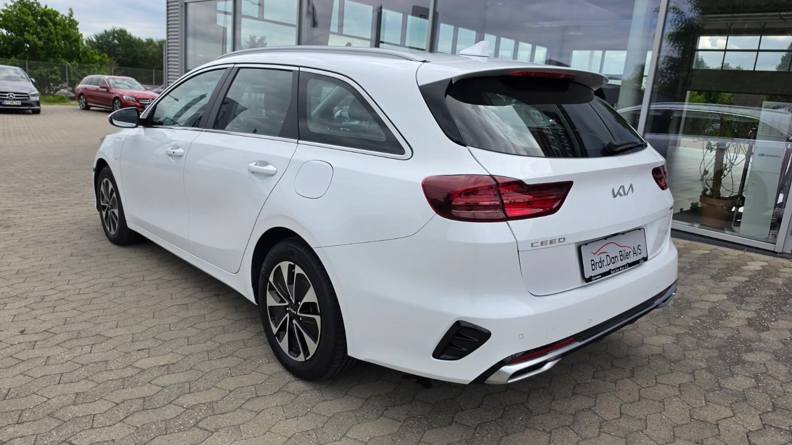 Billede af Kia Ceed 1,6 PHEV Prestige SW DCT
