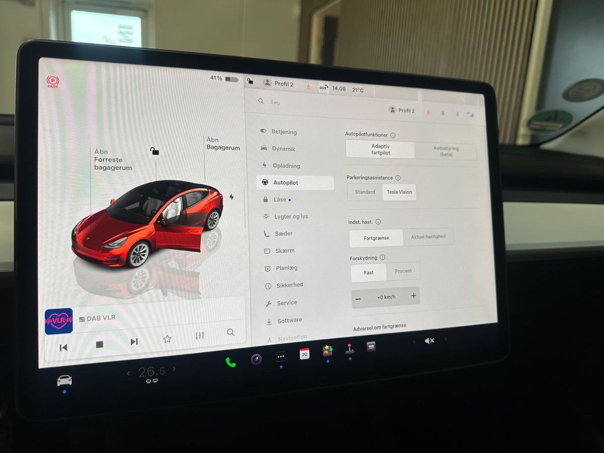 Tesla Model 3 Standard Range+ RWD Tesla Model 3 Standard Range+ RWD