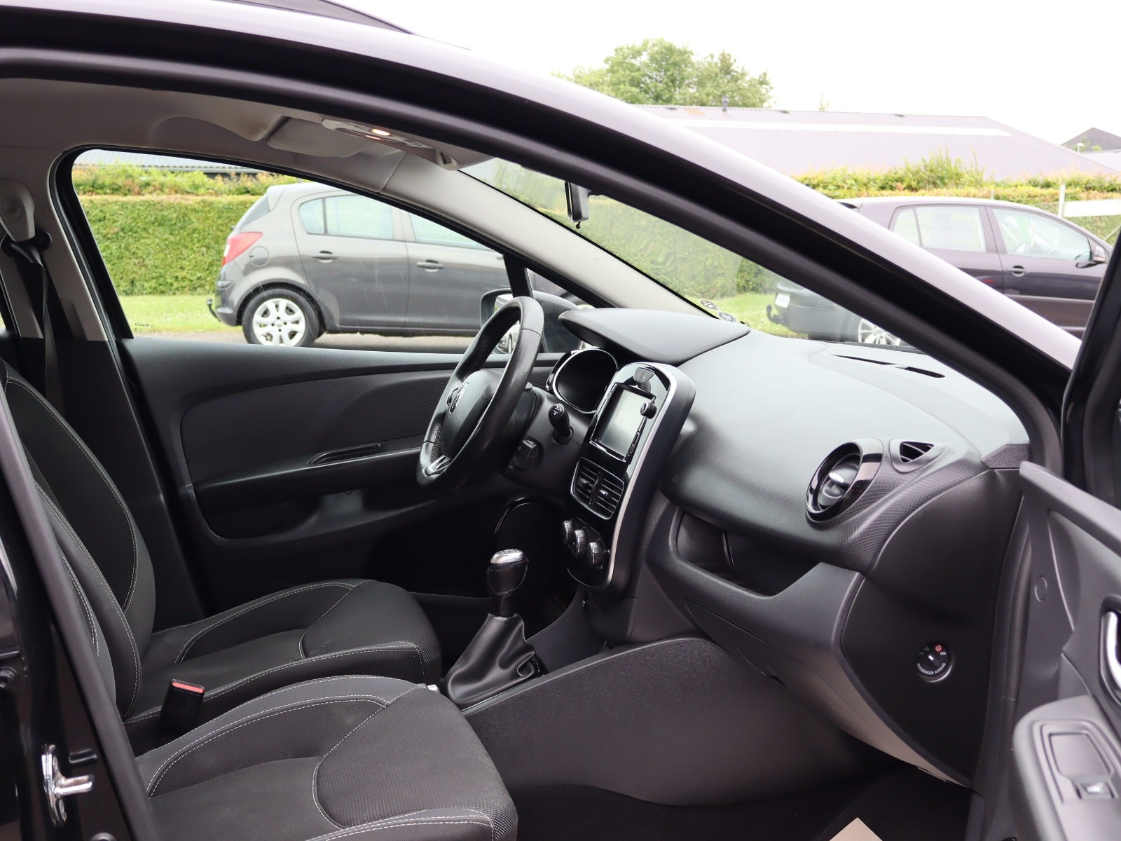 Billede af Renault Clio IV 0,9 TCe 90 Expression Sport Tourer