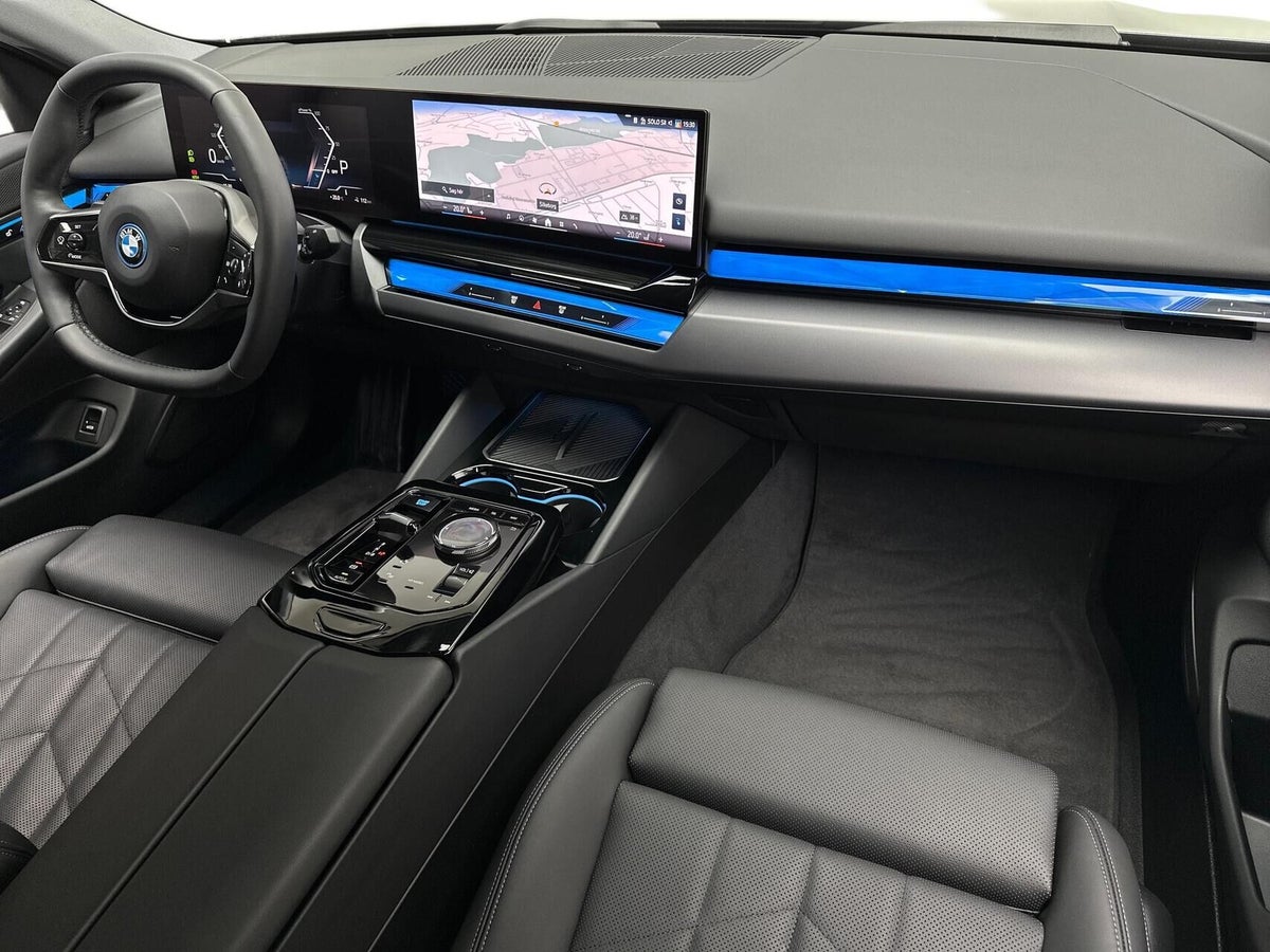 BMW i5 eDrive40 Sport Line billede 10