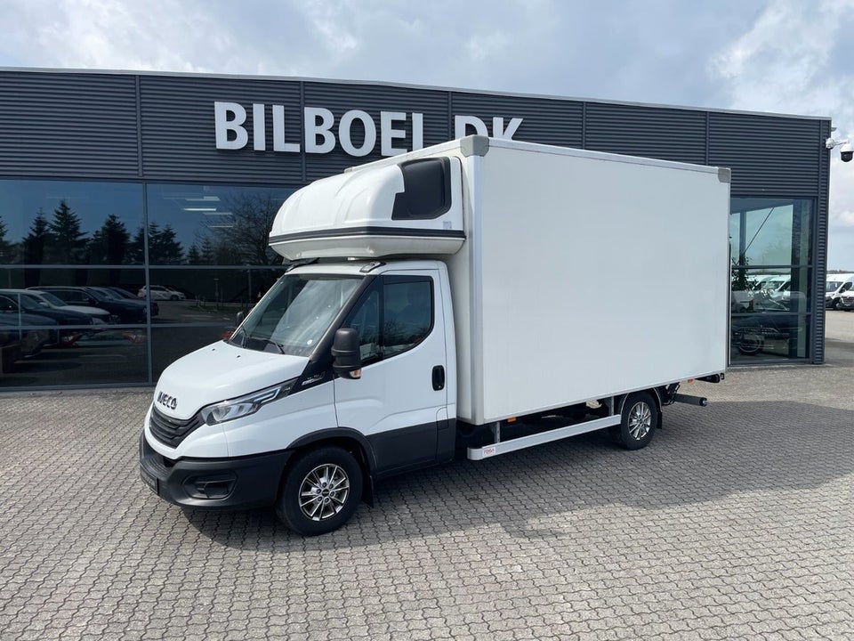 Iveco Daily 35S18 4100mm Box m/lift AG8