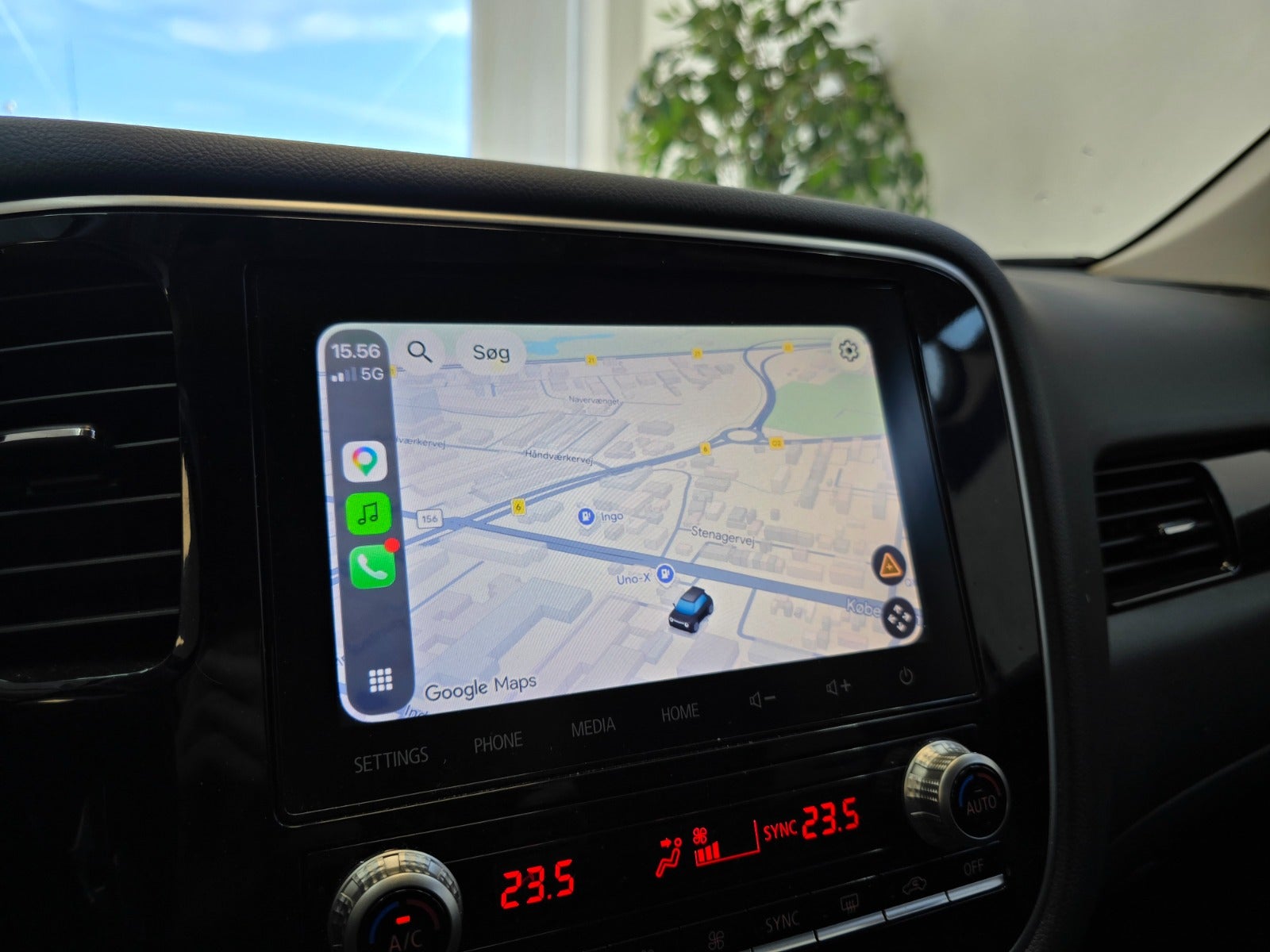 Billede af Mitsubishi Outlander 2,4 PHEV Inform+ CVT 4WD
