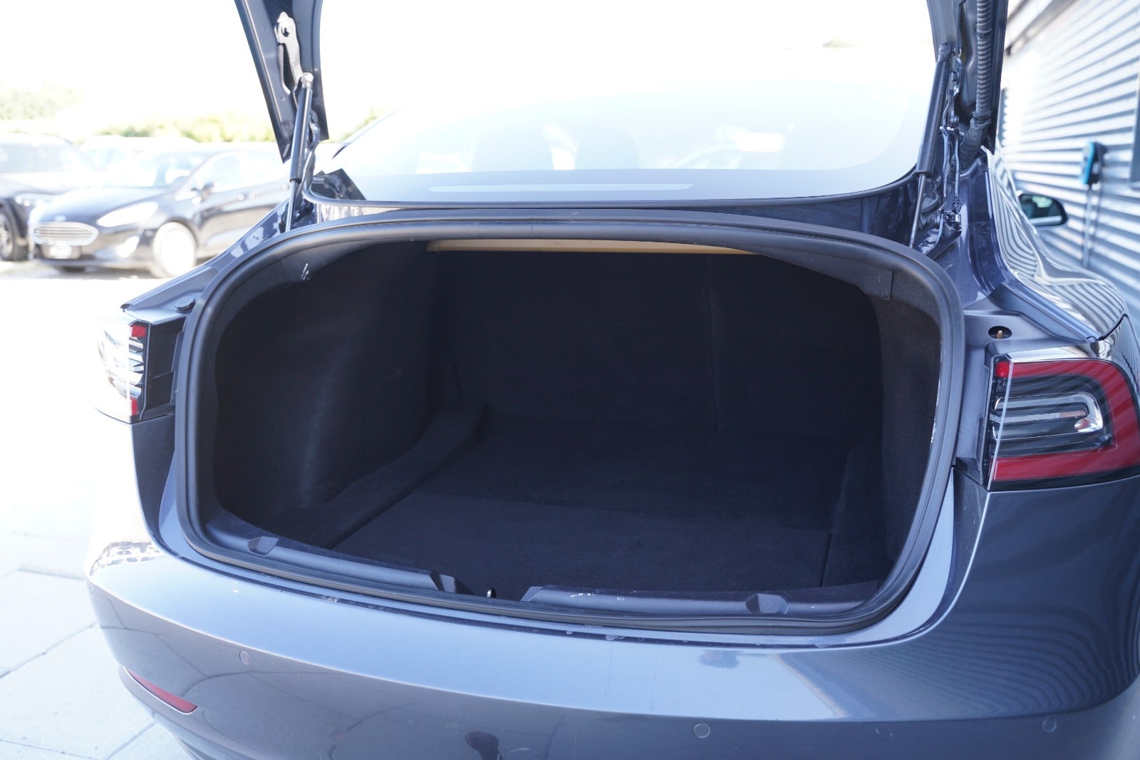 Billede af Tesla Model 3  Standard Range+ RWD