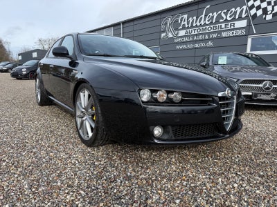 Alfa Romeo 159 2,2 JTS 4d