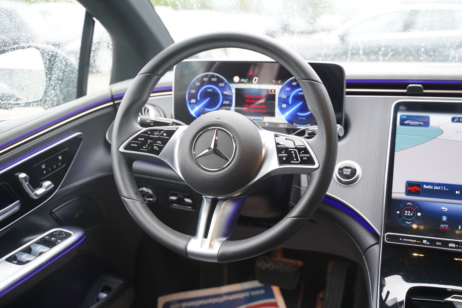 Billede af Mercedes EQE300