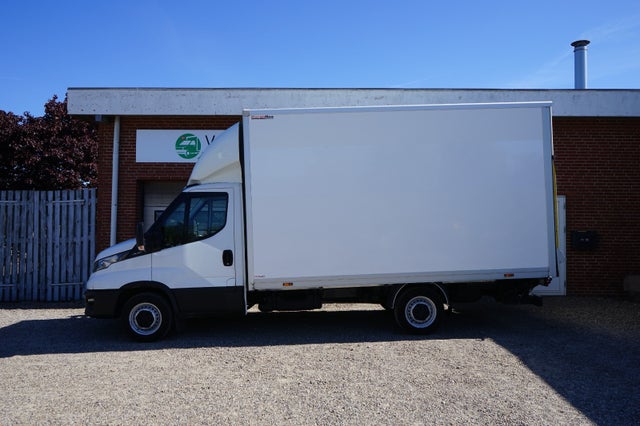 Iveco Daily 2,3 35S14 Alukasse m/lift
