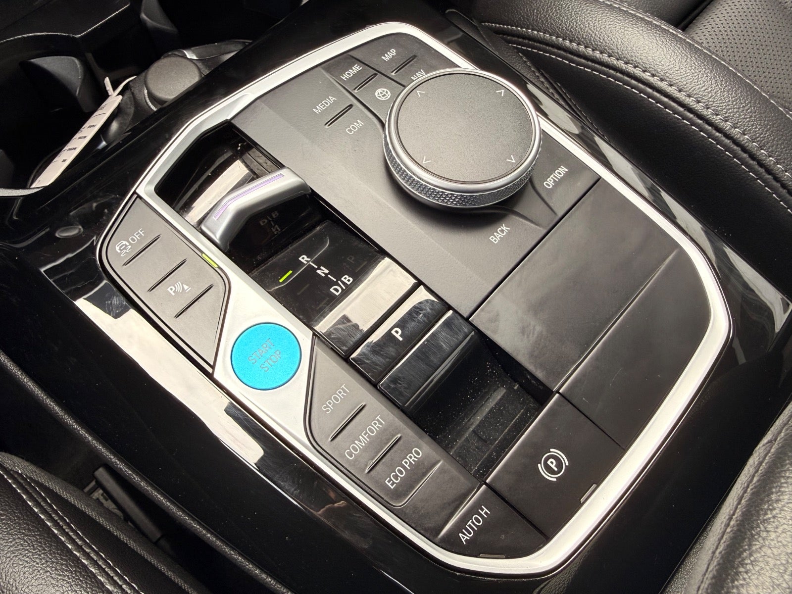 Billede af BMW iX3 Charged M-Sport
