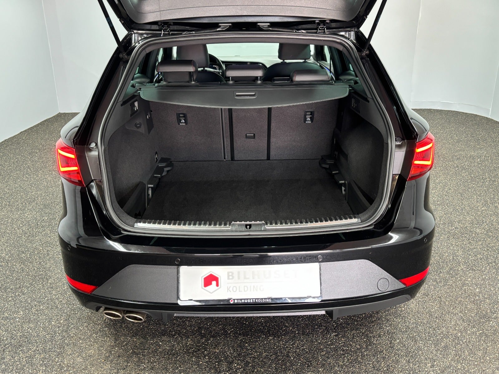 Billede af Seat Leon 1,5 TSi 150 FR Black Line+ ST DSG