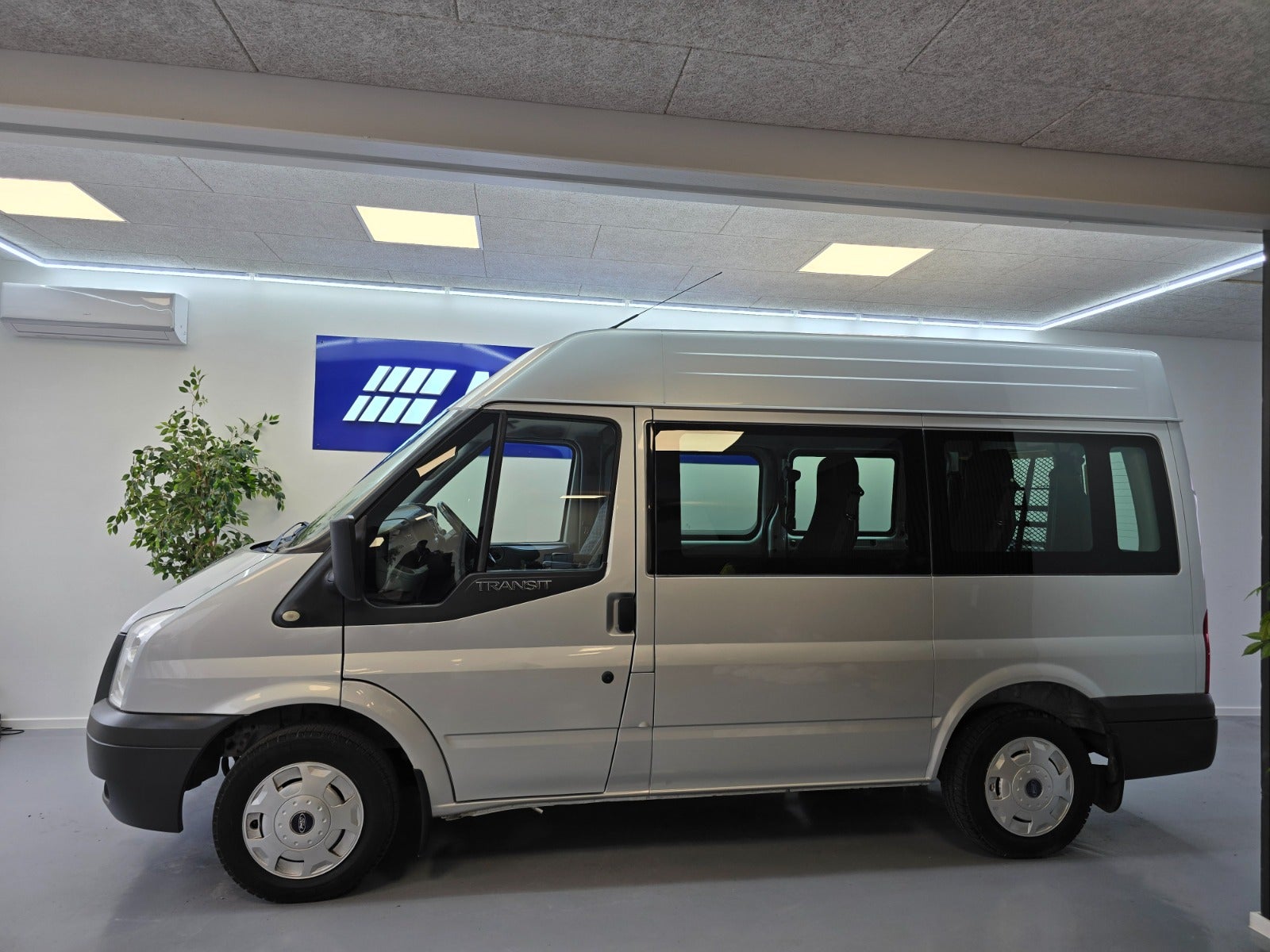 Ford Transit 300S Kombi 2012