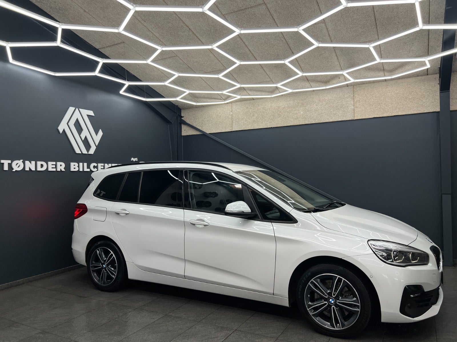 BMW 218d 2019