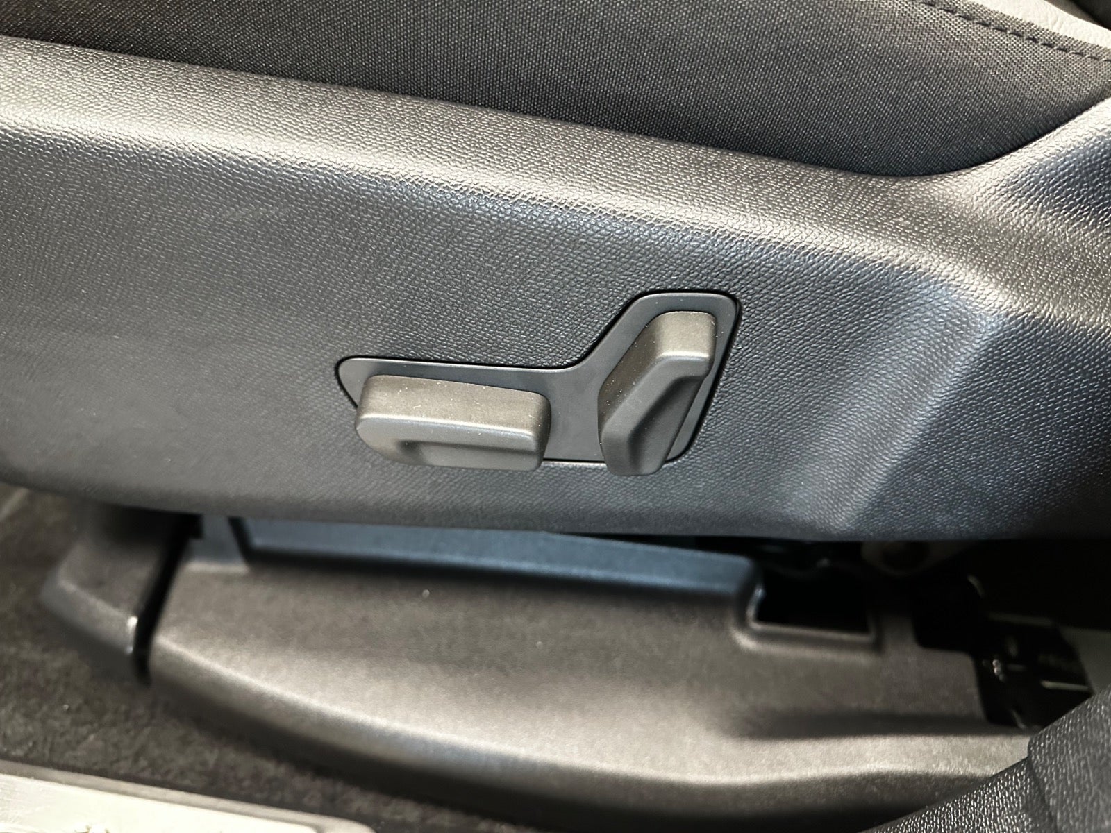 Billede af Citroën C5 Aircross 1,6 Hybrid Shine Sport EAT8