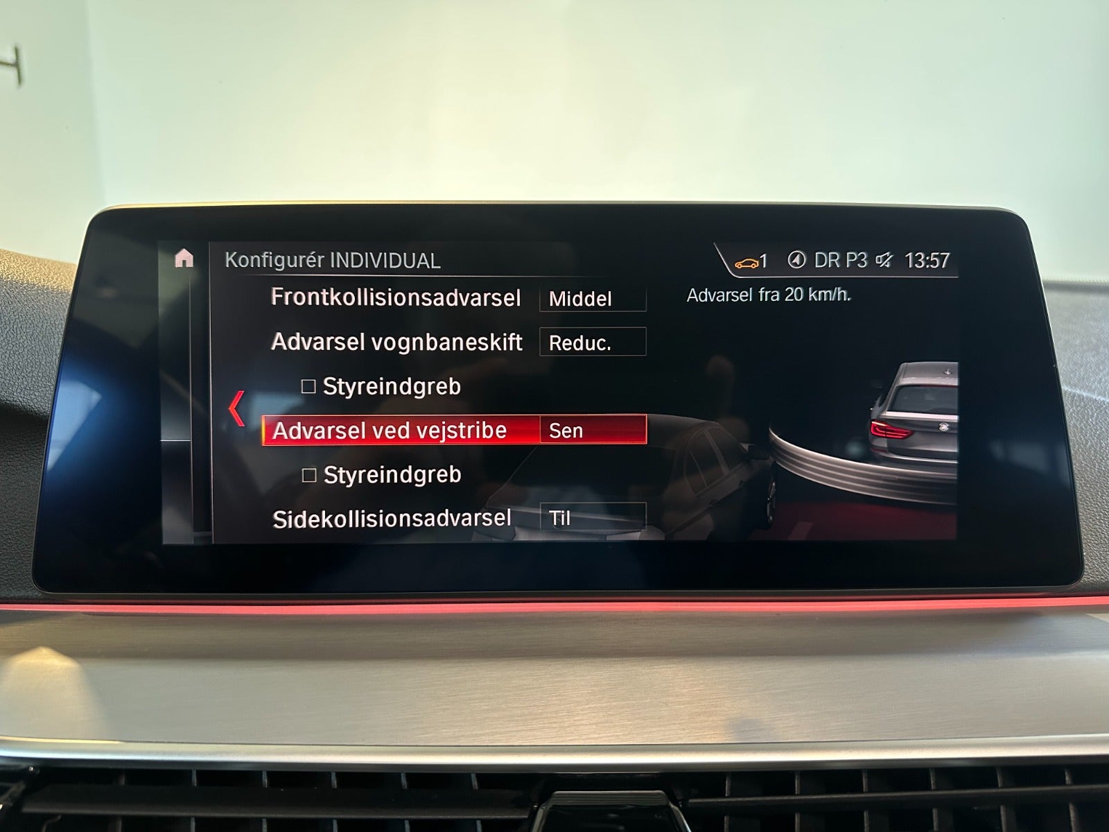 BMW 530d 3,0 Touring M-Sport aut. Van 5d - 18
