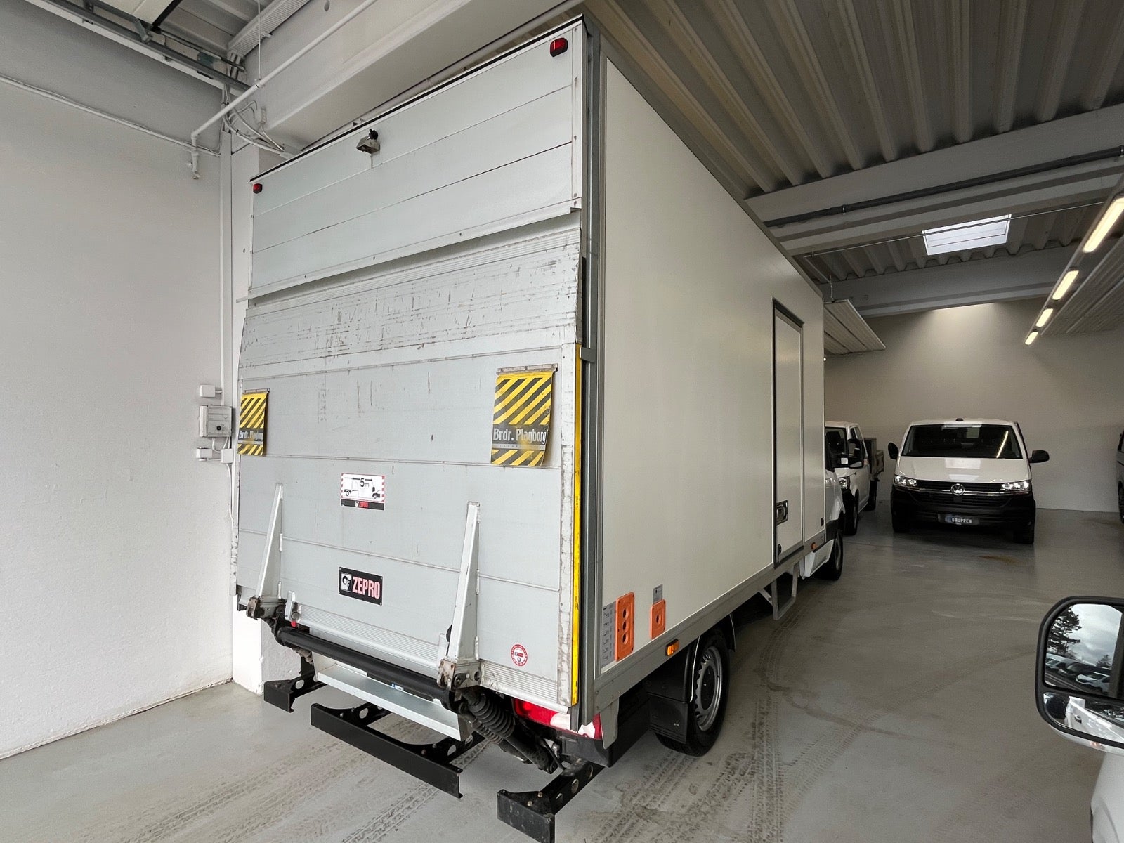 Billede af Mercedes Sprinter 317 2,0 CDi A3 Alukasse m/lift aut. RWD