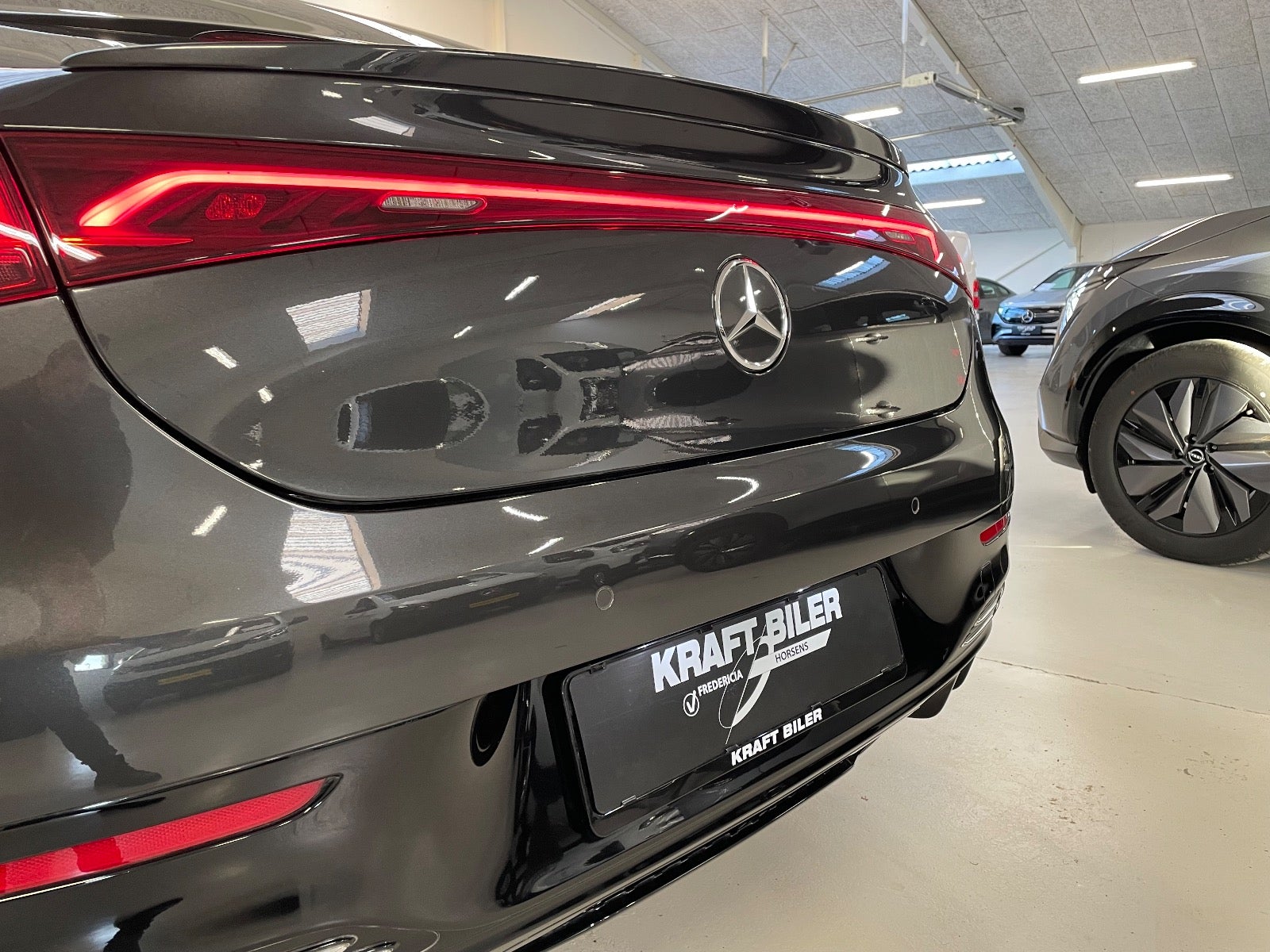 Billede af Mercedes EQE350  AMG Line